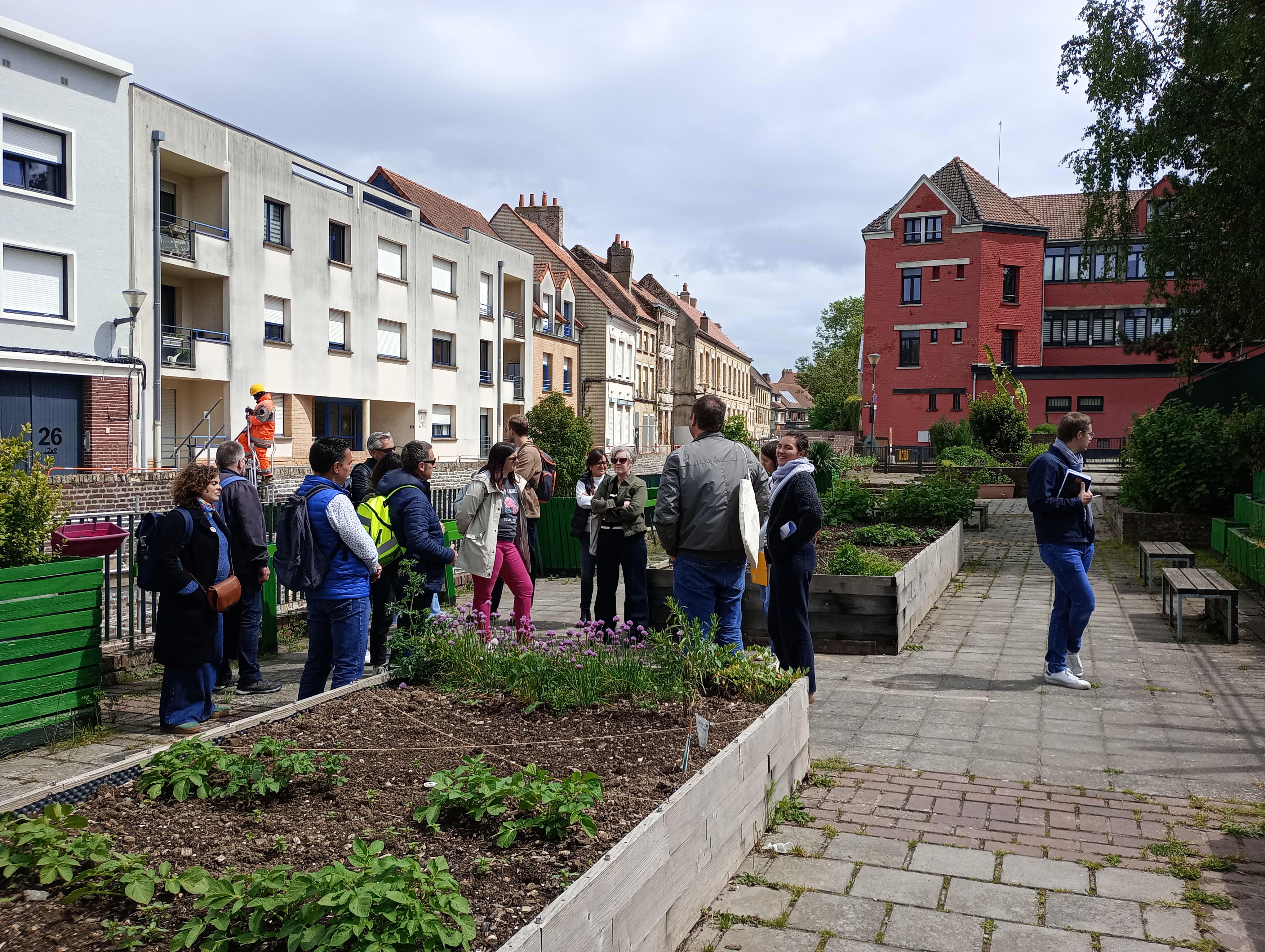 Image présentation Des enseignants à la découverte d'une ville qui s'adapte au climat